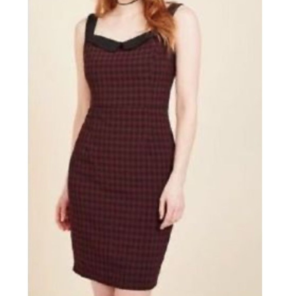 Modcloth NWT Hint of Pinup Burgundy Gingham